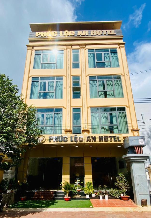 Khach San Phuc Loc An Con Dao Hotel Chi Khu Co Ong Екстериор снимка